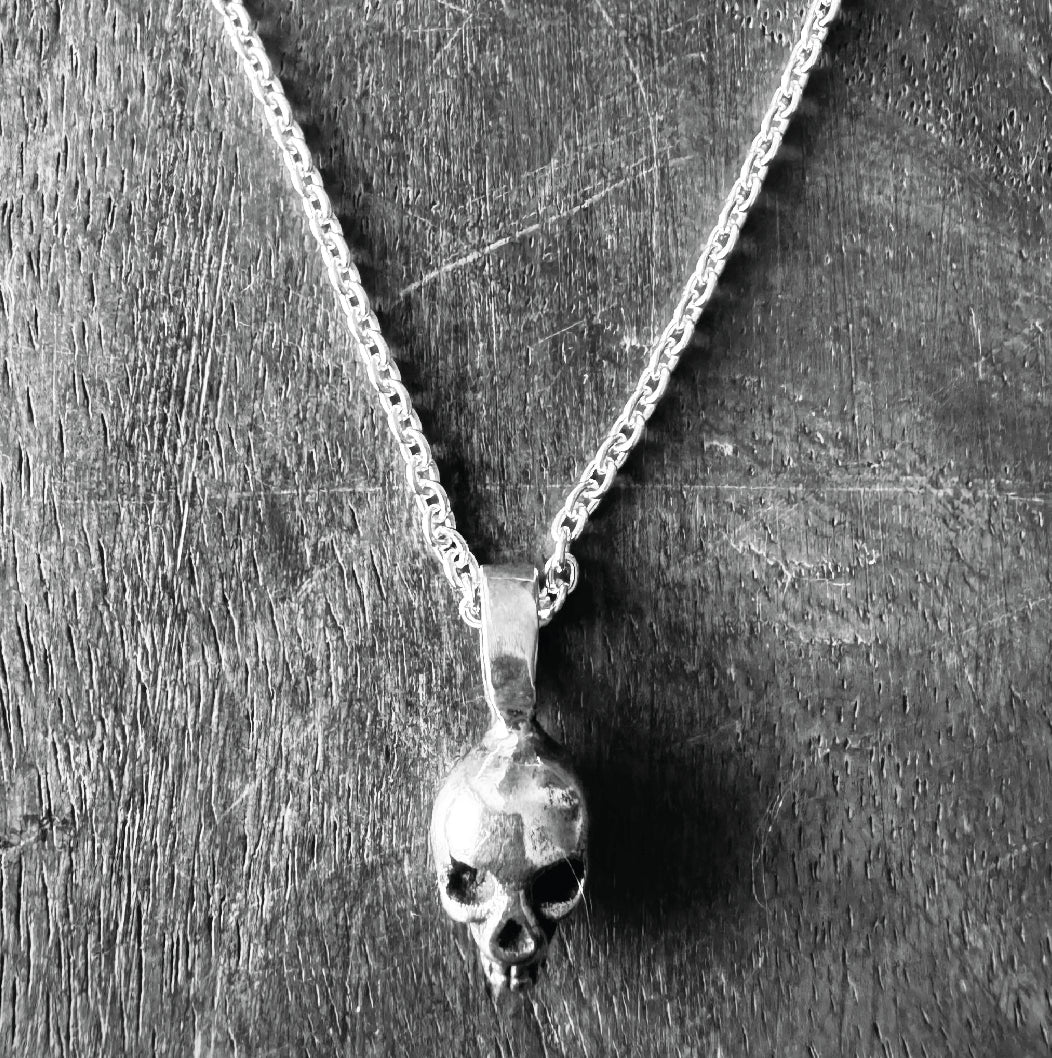 ★SKULL NECKLACE ★