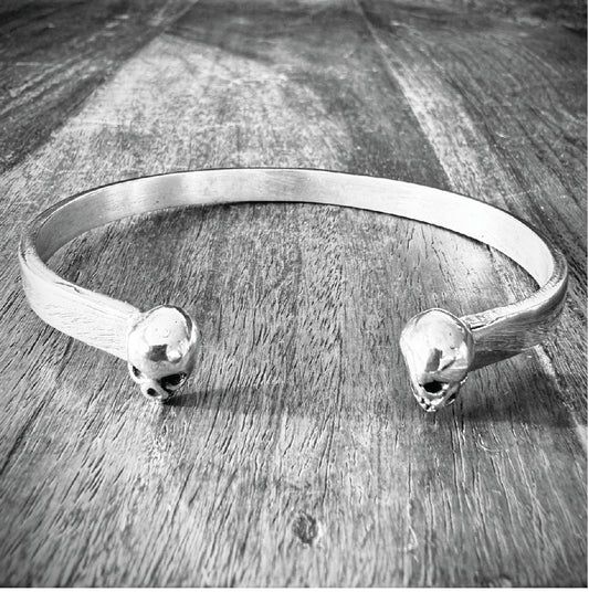 ★SKULL CUFF★