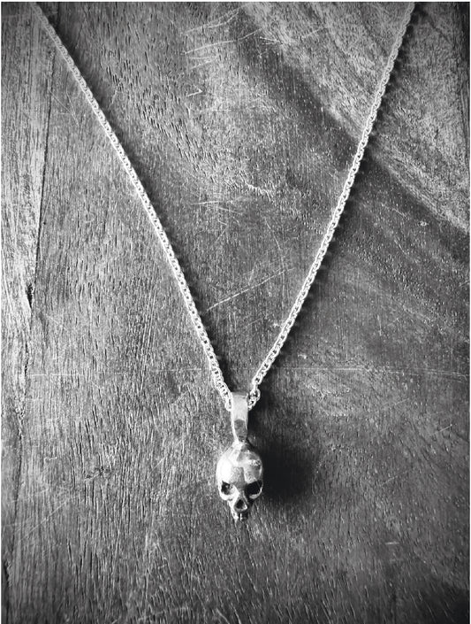 ★SKULL  NECKLACE ★