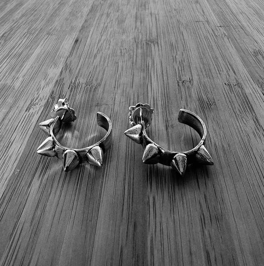 ★SPIKE HOOP EARRINGS★